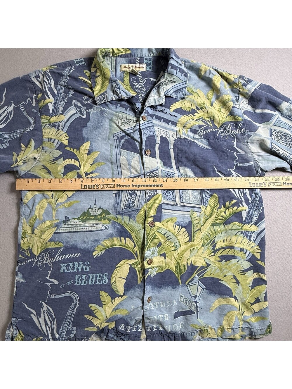 TOMMY BAHAMA SILK SHIRT MENS XL King Of The Blues Saxophone Easy Street Hawaiian - Picture 8 of 8